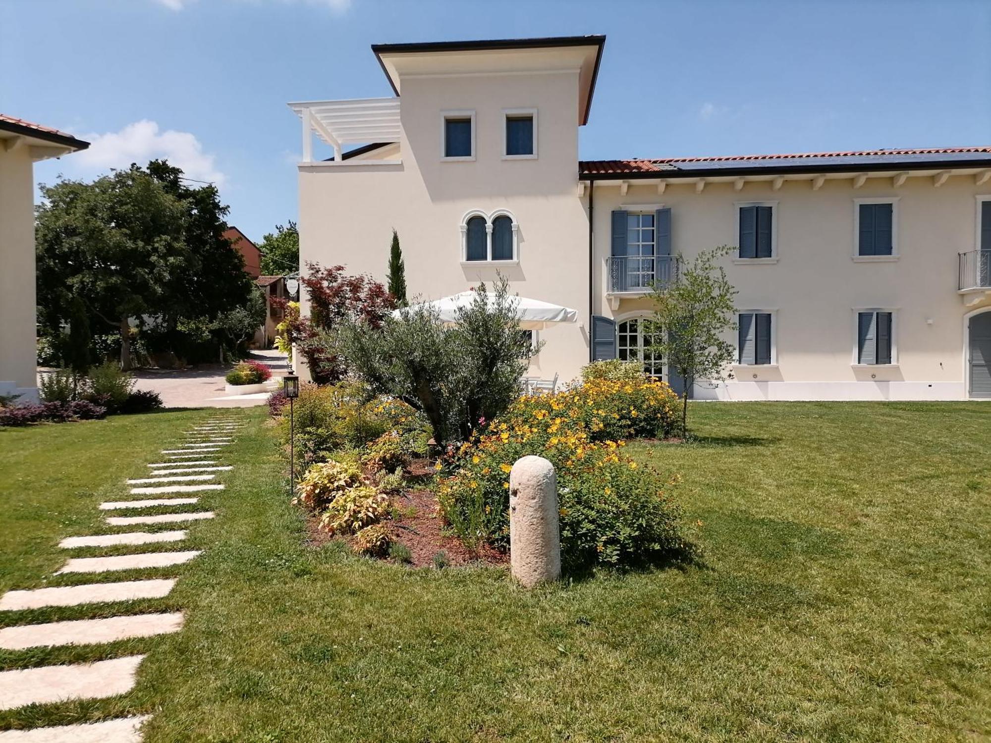 Relais Ca' Morenica Valeggio sul Mincio Exteriér fotografie
